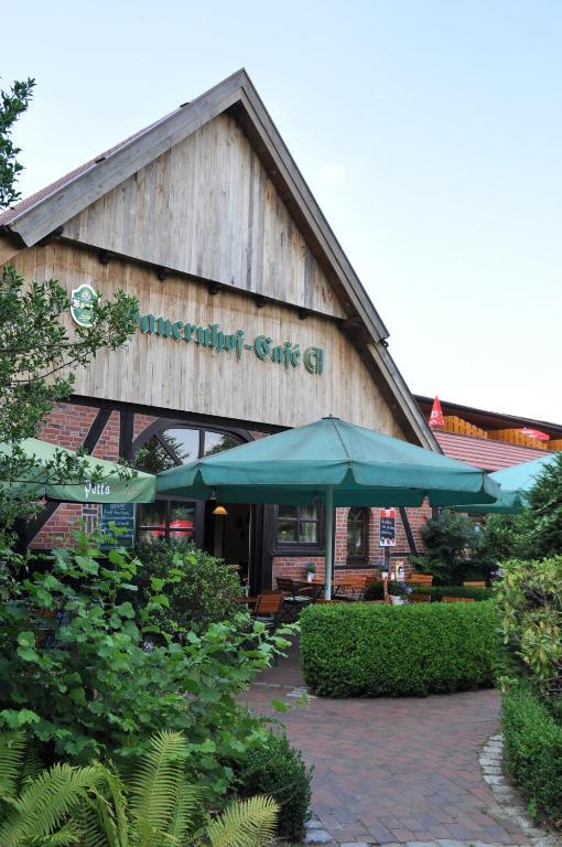 Ferienhof & Landhotel Laurenz Гронау Стая снимка